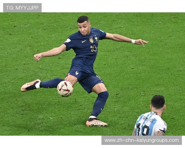 世界杯姆巴佩是否会用外脚弧线抽射打破僵局？